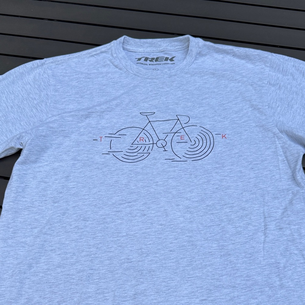 Trek Gray Graphic Men's Shirt - Large